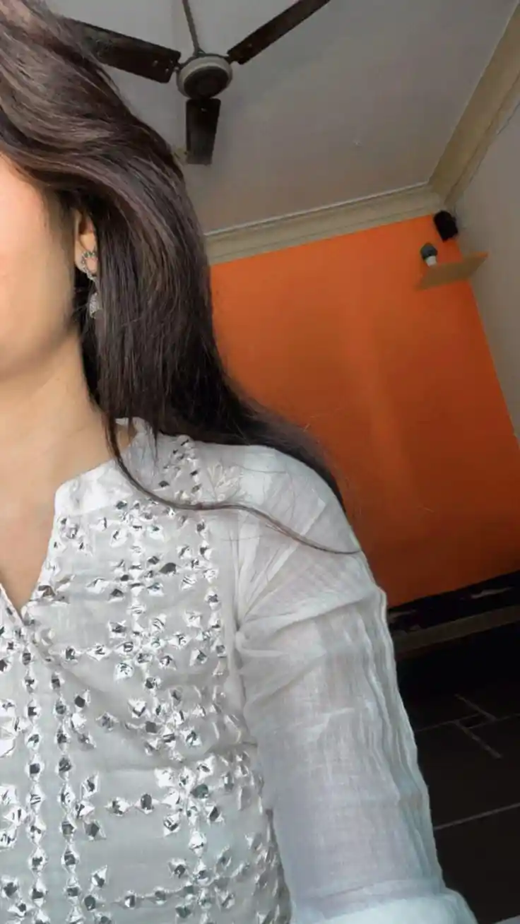 cute-love-whatsapp-dp