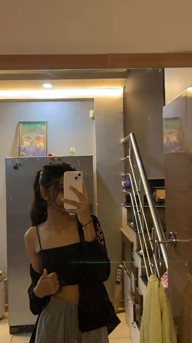 real-hide-face-girl-pic