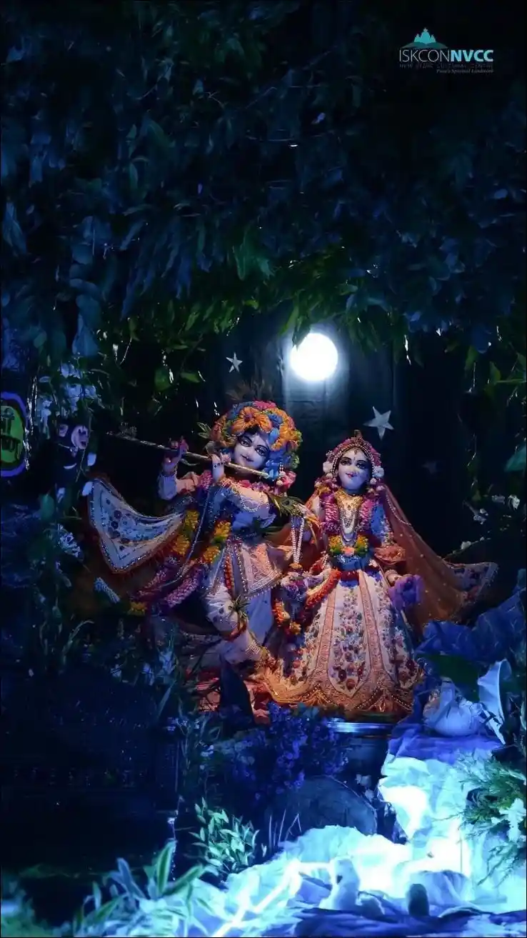 romantic-radha-krishna-images