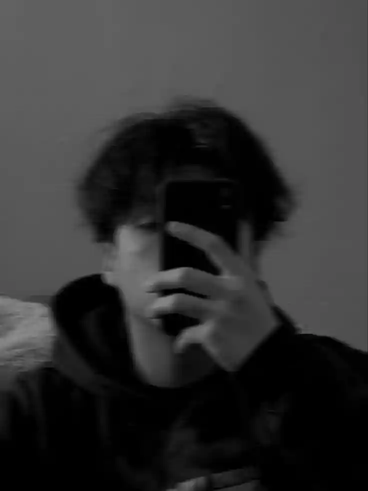 sad-boy-dp-images-for-whatsapp