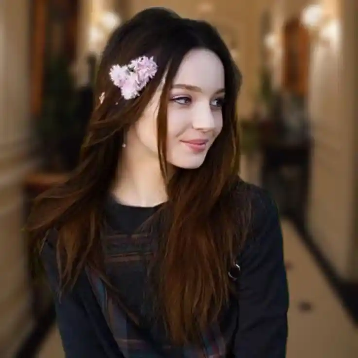 cute-girl-dp-instagram-whatsapp