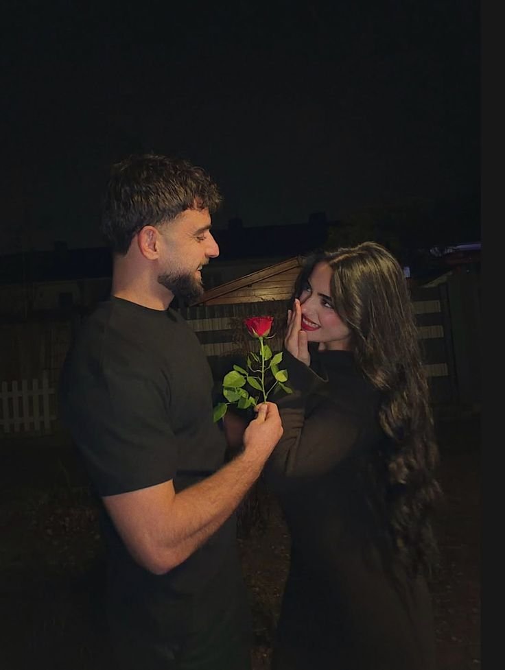 love dp for instagram black and white